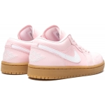 Air Jordan 1 Low Arctic Pink Gum - Image 3