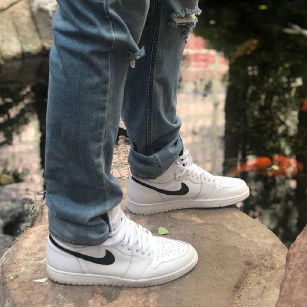 retro 1 yin yang black