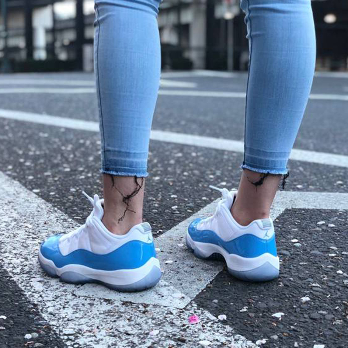 Air Jordan 11 Retro Low 'UNC' - Image 7