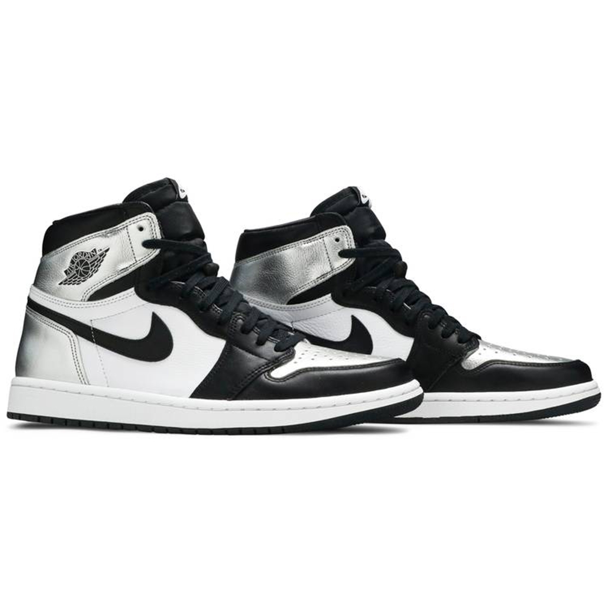 Wmns Air Jordan 1 Retro High OG Silver Toe - Image 3