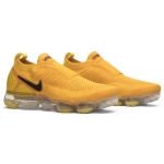 VaporMax Moc 2 'University Gold' Women - Image 3