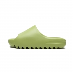 Yeezy Slide “Resin”