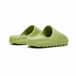 Yeezy Slide “Resin” - Image 3