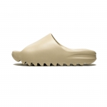 Yeezy Slide “Pure”