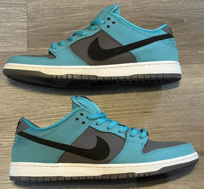 Nike Dunk SB Low Dusty Cactus photo review