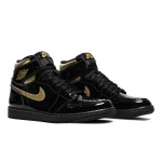 Air Jordan 1 High OG Black Gold - Image 4
