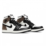 Air Jordan 1 Retro High OG 'Dark Mocha' - Image 4