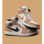 Air Jordan 1 Mid SE 'Brushstroke Paint Splatter' - Image 2
