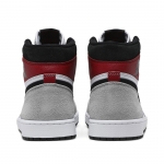 Air Jordan 1 Retro High OG 'Smoke Grey' - Image 4