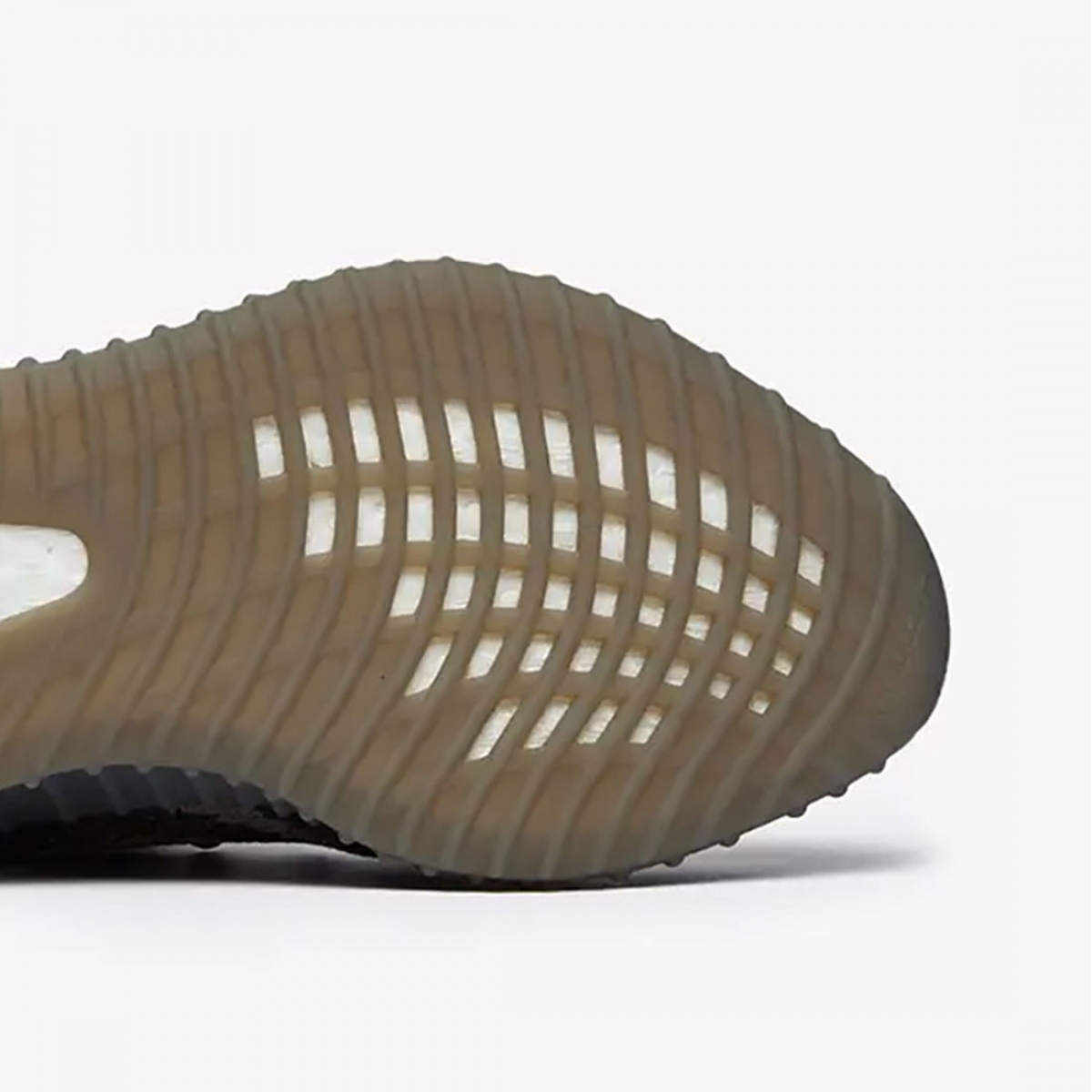 Yeezy Boost 350 V2 “Beluga Reflective” - Image 7