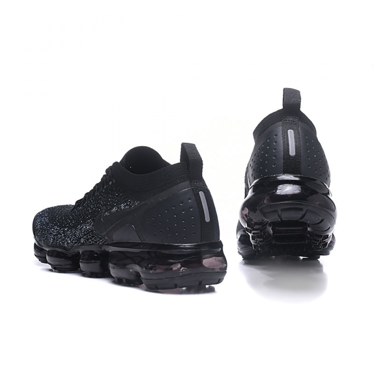 Air VaporMax Flyknit 2 'Black' - Image 2