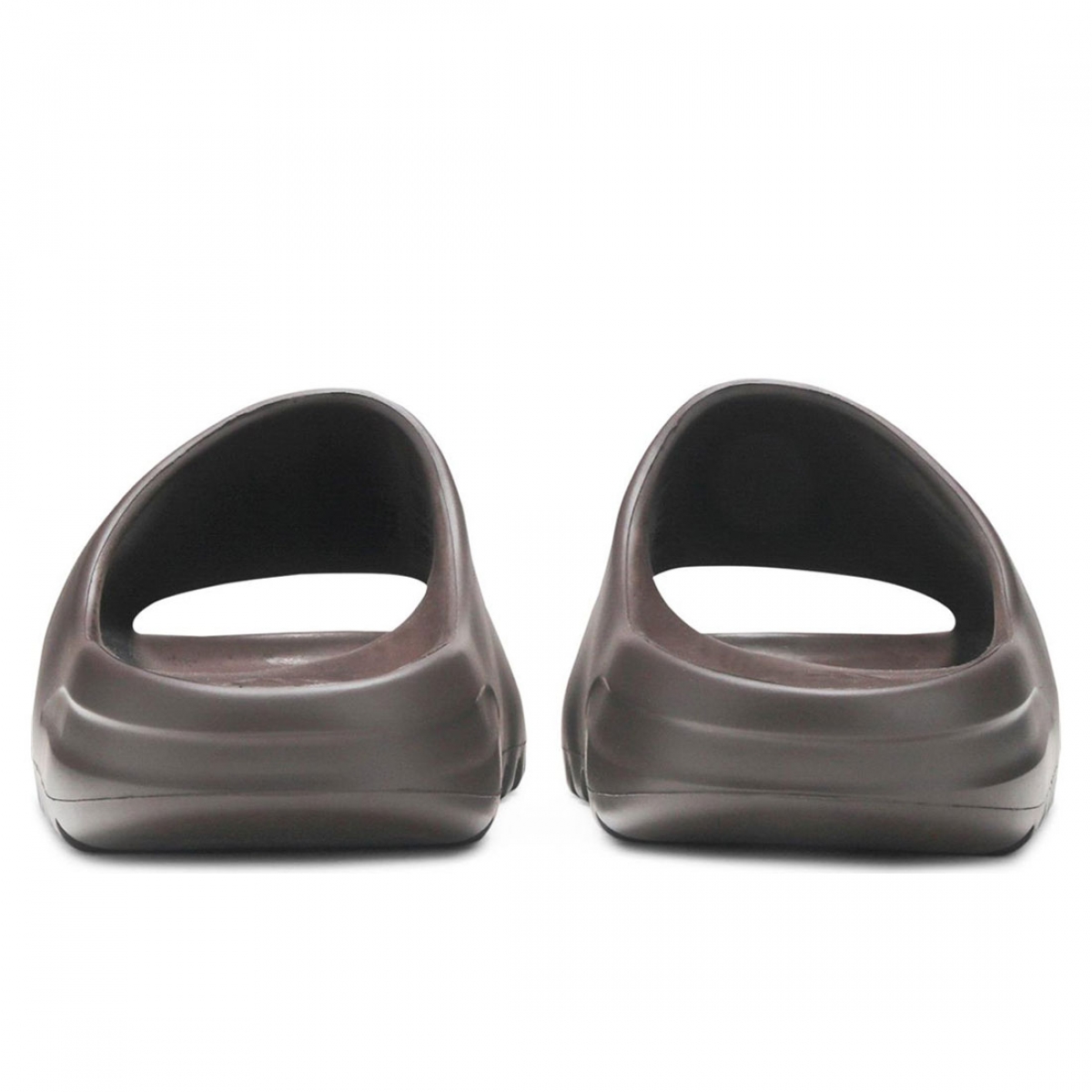 Yeezy Slides 'Soot' - Image 5