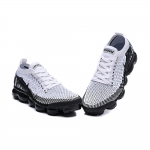 Air VaporMax Flyknit 2 'Zebra' - Image 4