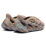 Yeezy Foam Runner MX Sand Grey - Image 2