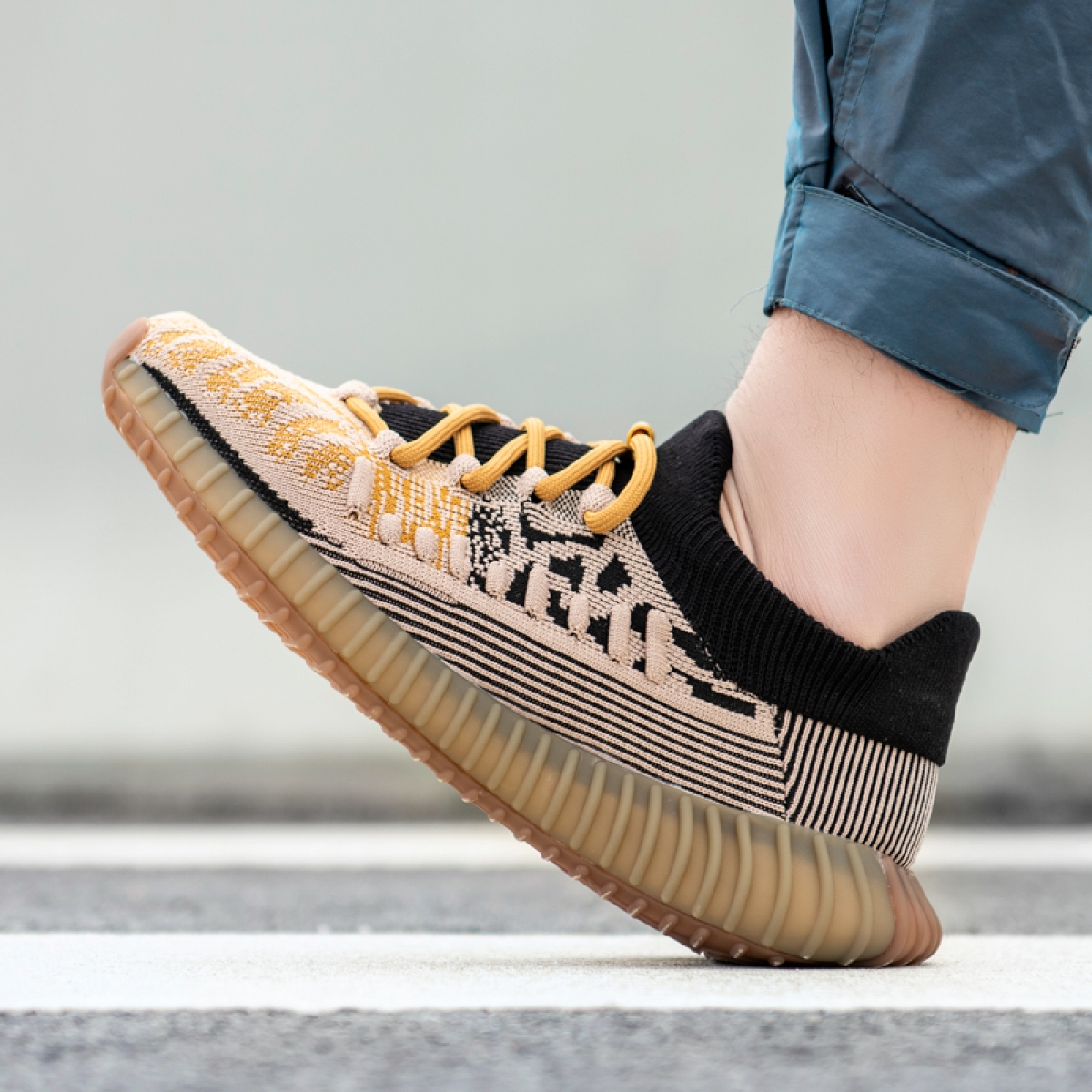Yeezy Boost 350 V2 CMPCT Slate Gold - Image 4