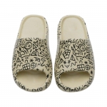 Yeezy Slides Graffiti - Image 4