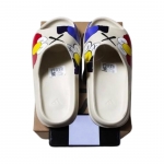 YEEZY SLIDE X KAWS TERBARU LUCU - Image 6