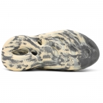 Yeezy Foam Runner MXT Moon Grey - Image 7