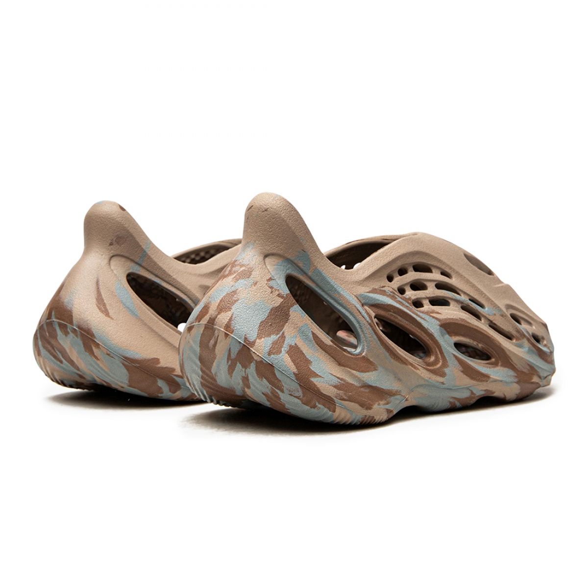 Yeezy Foam Runner MXT Moon Sand Grey - Image 4