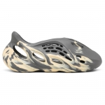 Yeezy Foam Runner MXT Moon Grey - Image 3