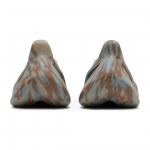 Yeezy Foam Runner MXT Moon Sand Grey - Image 5