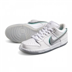 Nike SB Dunk Low Diamond Supply Co White Diamond - Image 2