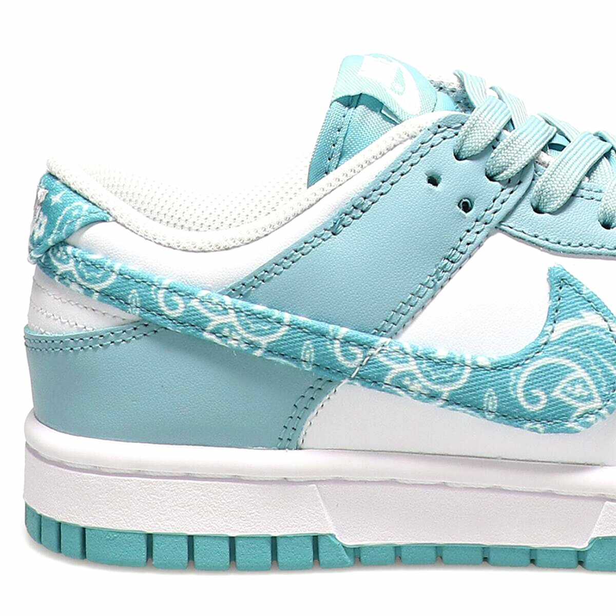 Nike Wmns Dunk Low Blue Paisley - Image 9