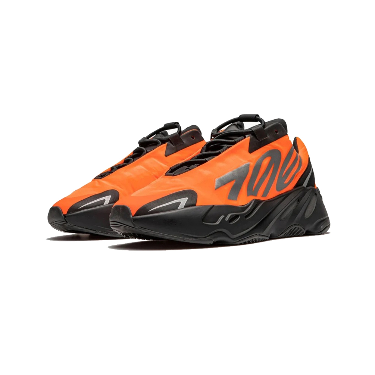 YEEZY BOOST 700 MNVN KIDS ORANGE - Image 3