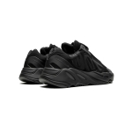 YEEZY BOOST 700 MNVN KIDS TRIPLE BLACK - Image 4