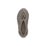 YEEZY FOAM RUNNER KIDS STONE SAGE - Image 5