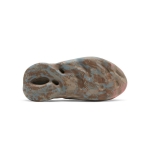 YEEZY FOAM RUNNER KIDS MX SAND GREY - Image 6